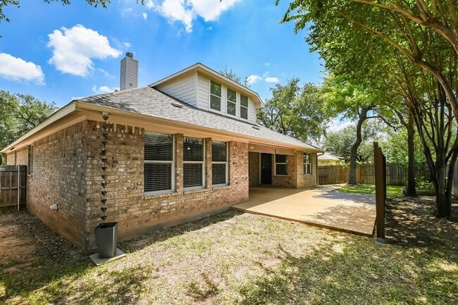 Building Photo - 401 King Eider Ln
