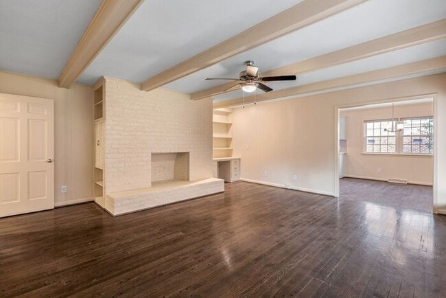 Building Photo - NW, Updated, Wood Floors, SS Appl., Den, Dining Roon, Sun Room, Finished Basement, Fenced!