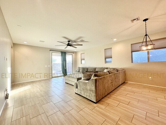 Building Photo - 9814 E Miller Peak Trl