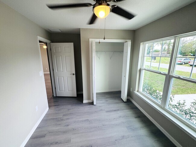 Building Photo - 6574 SE 108th Ln