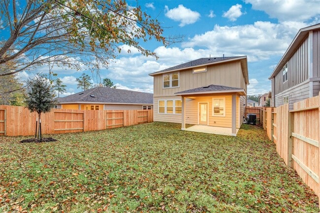 Building Photo - 18484 Sunrise Maple Dr