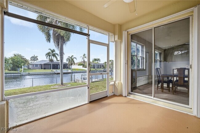 Building Photo - 1012 SE 5th Terrace