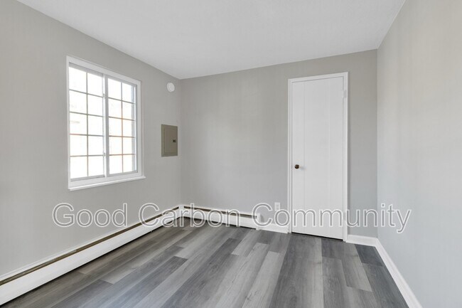 Building Photo - 311 Beattie Ave