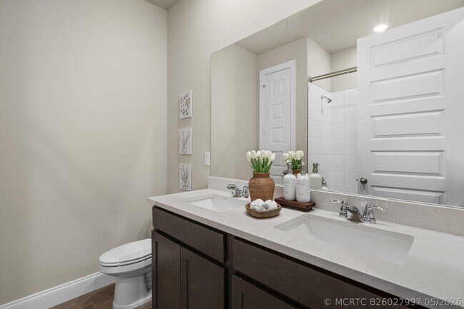 Building Photo - 8588 Dahlia Cir