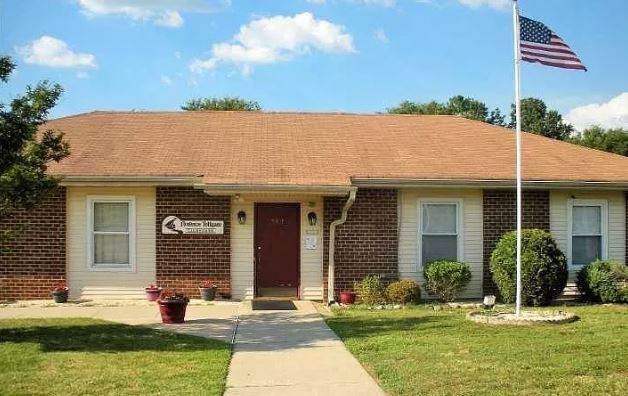 Clubhouse - 3 Florence Tollgate Plz