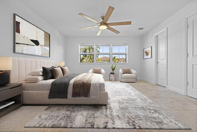 Building Photo - 1600 NE 9th St