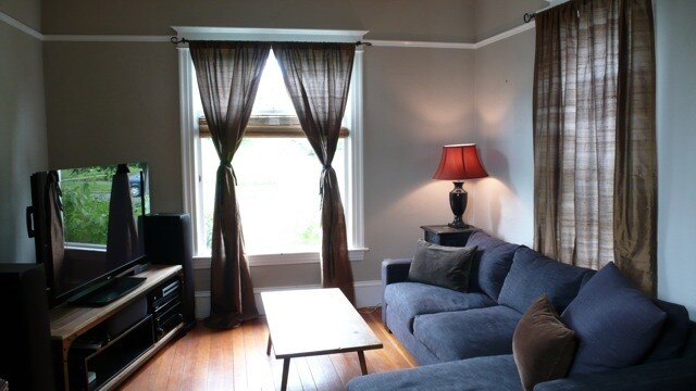 Building Photo - 1610 24th Ave