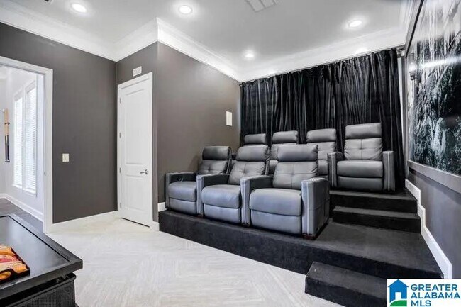 Building Photo - 251 London Pkwy