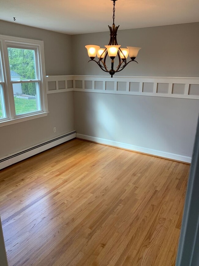 Building Photo - The Ideal Colonial