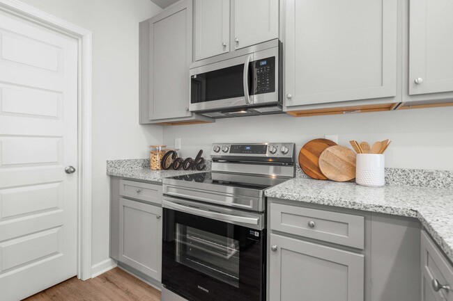 Building Photo - NOW PRE-LEASING! BRAND NEW 3 Bed 2.5 bathr...