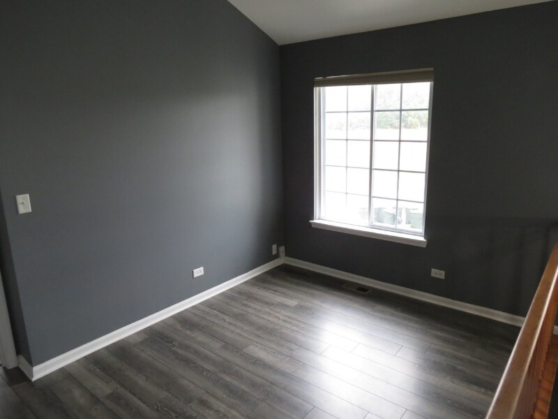 Building Photo - 465 Cary Woods Cir