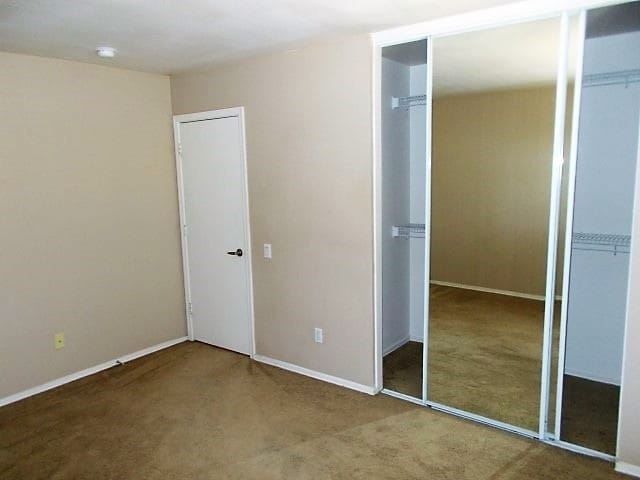 Building Photo - 17321 W Tara Ln