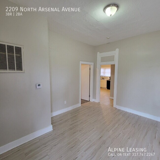 Building Photo - 2209 N Arsenal Ave