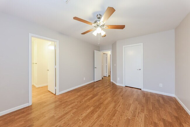 Building Photo - 22381 N 107th Dr