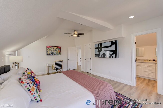 Building Photo - 4 br, 3.5 bath House - 403 Montana St, San...