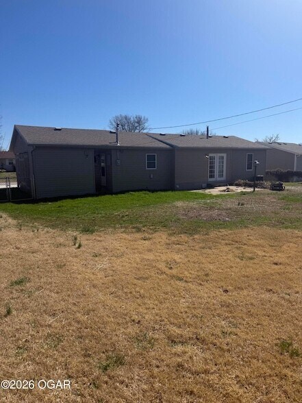 Building Photo - 2312 S Patterson Ave