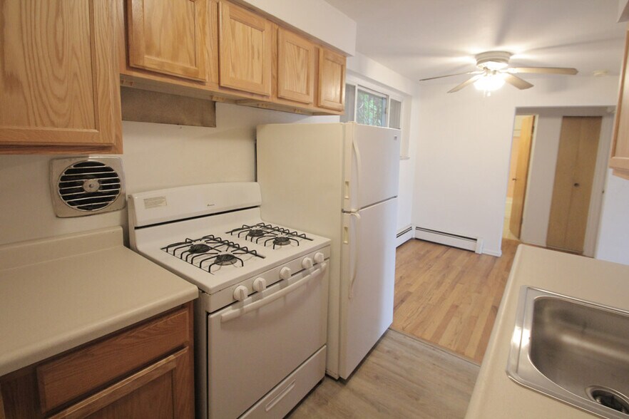 Building Photo - 600 Allenby Ave