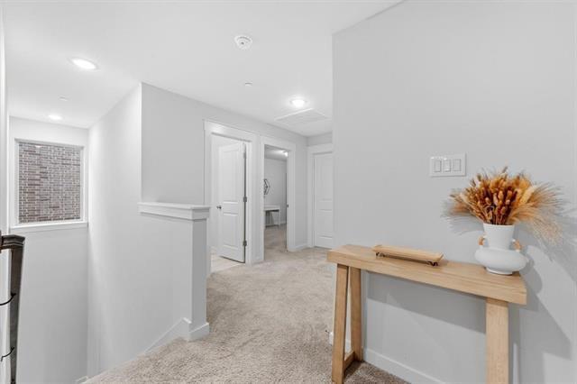 Building Photo - 2922 Alto Dr