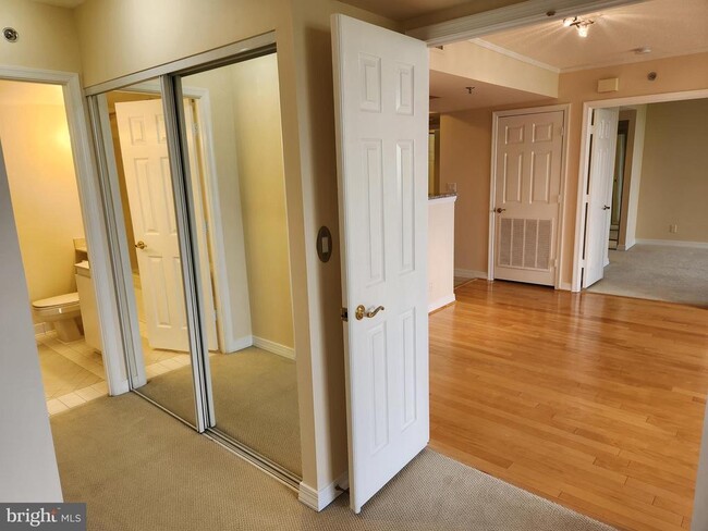 Building Photo - 5809 Nicholson Ln