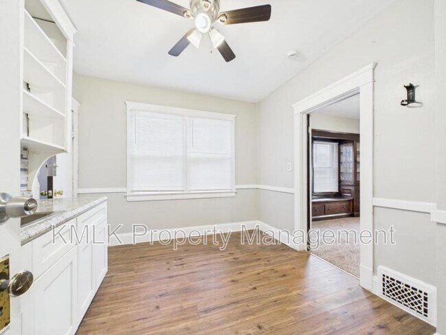 Building Photo - 2997 E 128th St