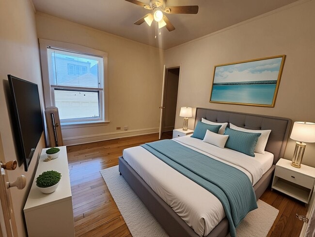 Building Photo - 3348-1 W Sunnyside 1bed/1bath