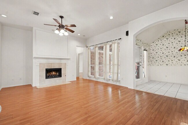 Building Photo - 4564 Postbridge Dr