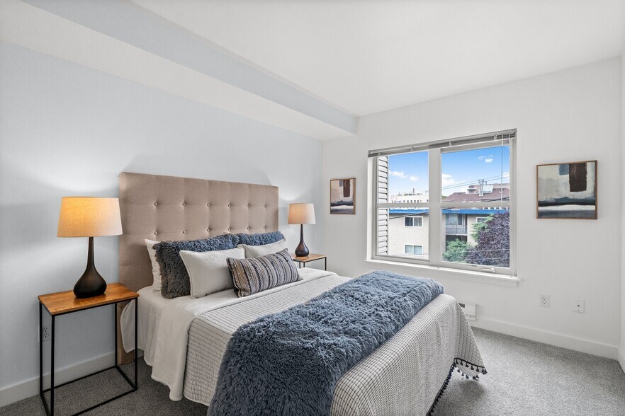 Building Photo - 1620 Belmont Ave