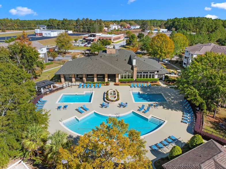 Primary Photo - The Connection