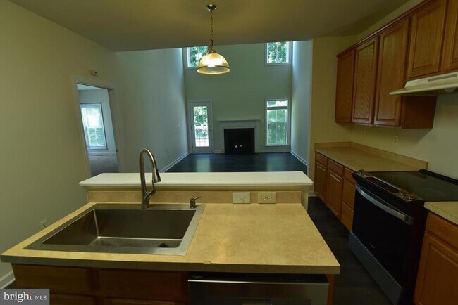 Building Photo - 139 Hokeland Dr