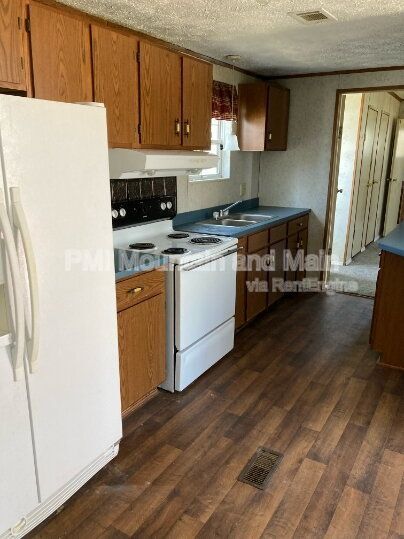 Building Photo - 122 Gamblers Run