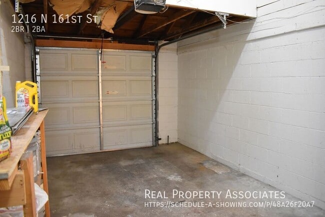 Building Photo - 1216 N 161st St