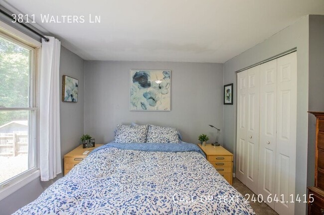 Building Photo - 3811 Walters Ln