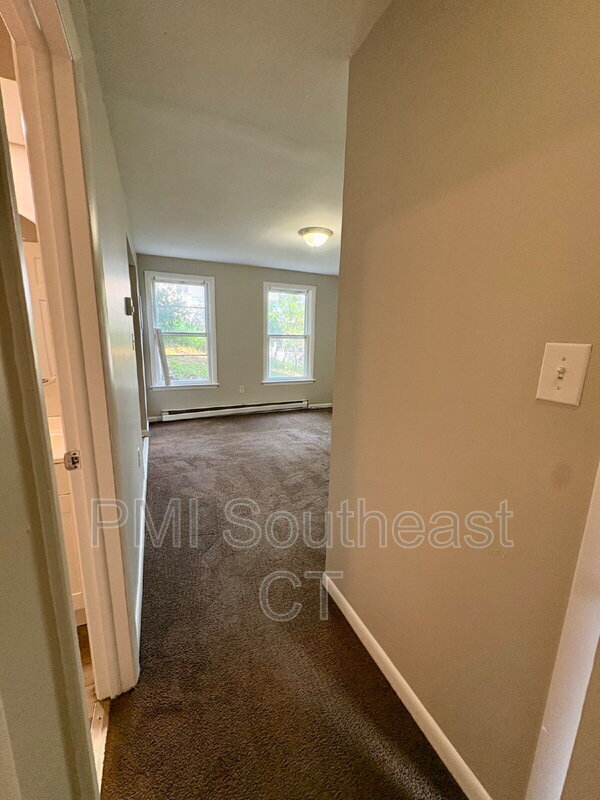 Building Photo - 54 Hempstead St