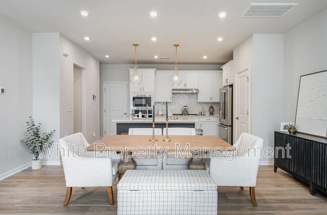 Building Photo - 514 Myrick Aly