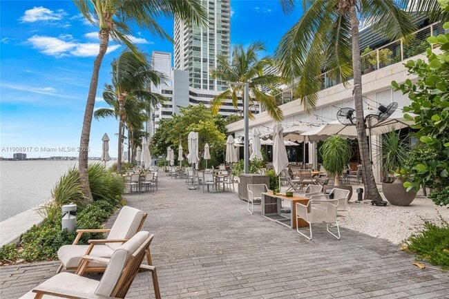 Building Photo - 3131 NE 7th Ave