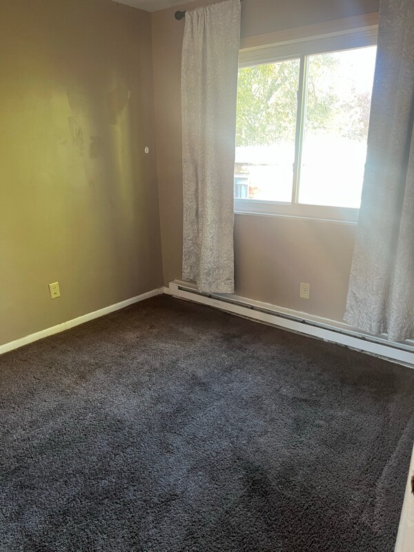 Building Photo - 8413 Cottonwood Dr