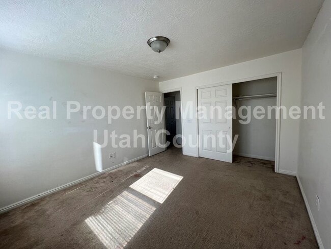 Building Photo - 11438 Open View Ln