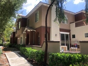 Building Photo - 5 Santa Barbara Ct