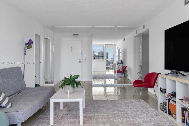 Building Photo - 251 174th St