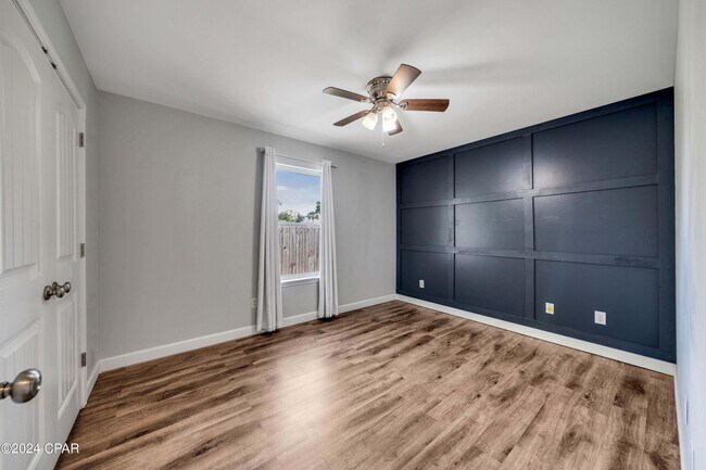 Building Photo - 205 Woodlawn Ct