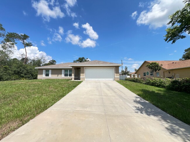 Building Photo - WONDERFUL 3 Bedroom, 2 Bathroom Home in Oc...