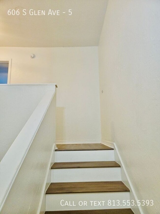 Building Photo - 606 S Glen Ave