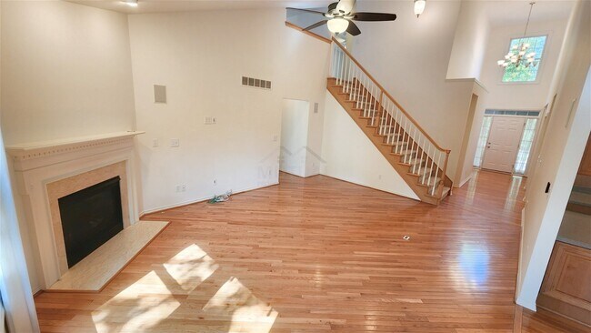 Building Photo - 29157 Hemingway Dr