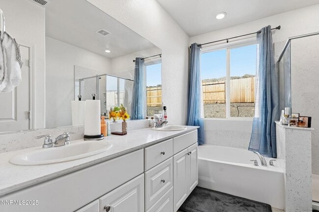 Building Photo - 326 Redwall Ct