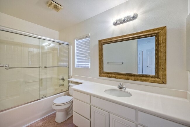 Building Photo - Recently Renovated 2-story home!