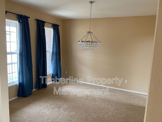 Building Photo - 14480 Tierra Dr
