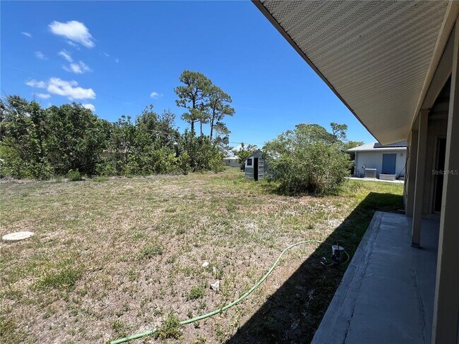 Building Photo - 18504 Ebb Ave