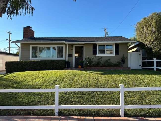 Building Photo - Charming 2 Bed Home in the Heart of Southw...