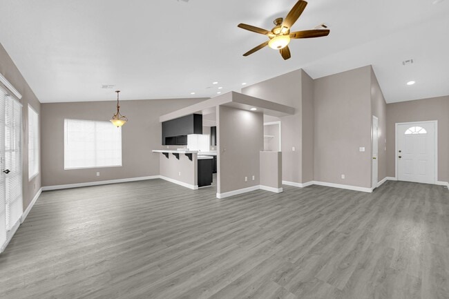 Building Photo - Single Story Guard-Gated Living with Golf Course Access