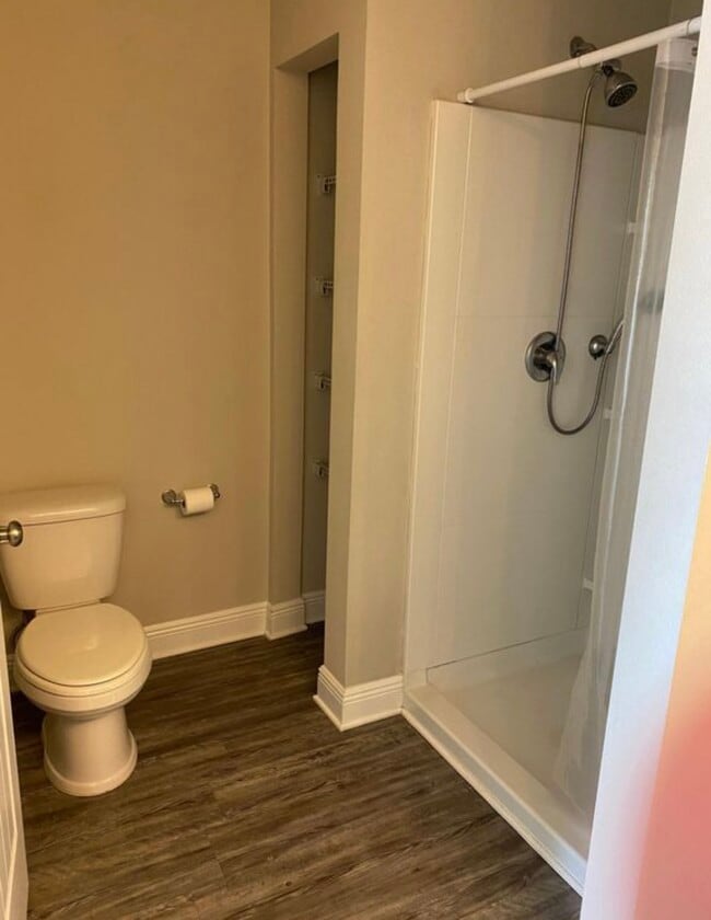 Building Photo - 5852 Callaway Cir